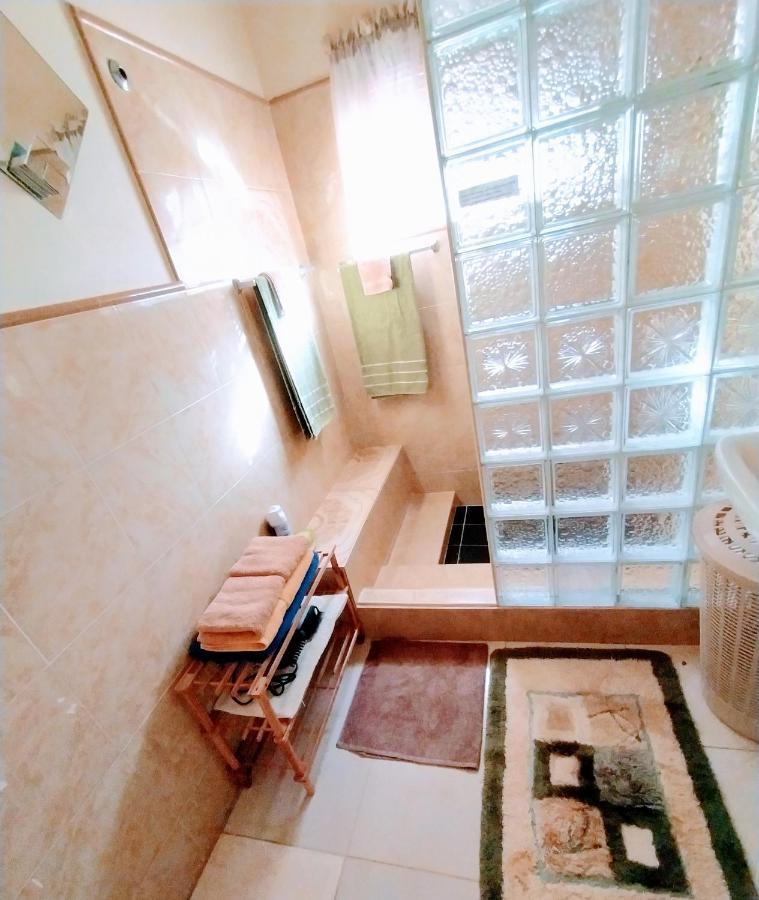 Knockpatrick Gables Vacation Rentals With Private Gated Parking Onsite מראה חיצוני תמונה