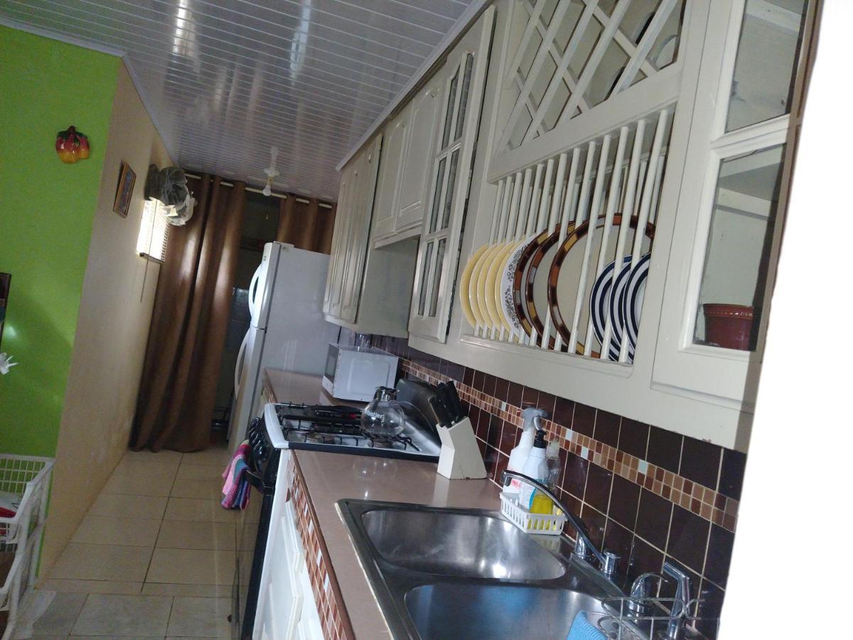 Knockpatrick Gables Vacation Rentals With Private Gated Parking Onsite מראה חיצוני תמונה